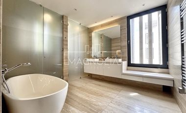 Departamento en Arriendo en ESPECTACULAR DEPARTAMENTO CON JARDIN EN SAN CARLOS DE APOQUINDO