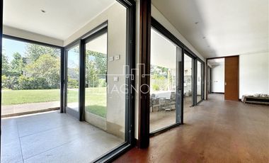 Departamento en Arriendo en ESPECTACULAR DEPARTAMENTO CON JARDIN EN SAN CARLOS DE APOQUINDO