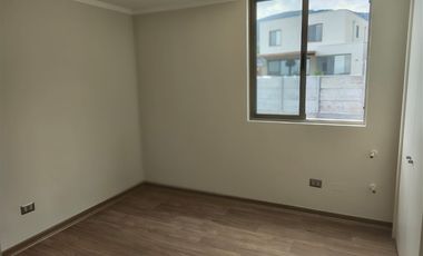 Casa en Arriendo en El Huinganal - Camino El Chin