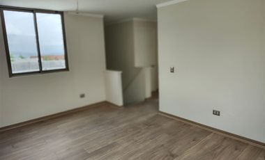 Casa en Arriendo en El Huinganal - Camino El Chin