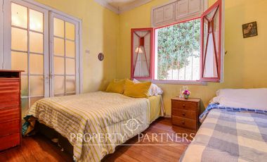 Casa en venta para remodelar en amplio terreno, opción comercial, Providencia