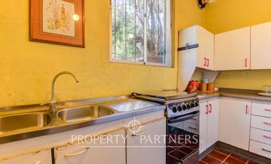 Casa en venta para remodelar en amplio terreno, opción comercial, Providencia