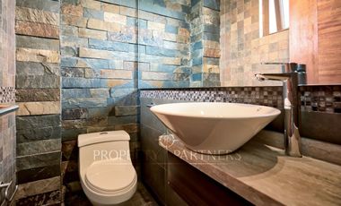 Casa estilo moderno con excelentes terminaciones en Las Brisas de Chicureo