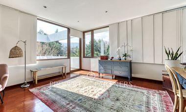 Casa estilo moderno con excelentes terminaciones en Las Brisas de Chicureo