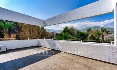 Casa estilo moderno con excelentes terminaciones en Las Brisas de Chicureo