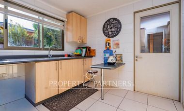 Hermosa casa en condominio privado en Valle Araucarias – Buin