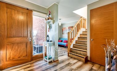 Arriendo de maravillosa casa en el mejor sector de Peñalolén.