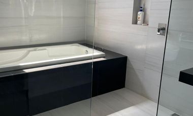 Casa en condominio en venta en Monterrey, Bosquencinos, N.L.