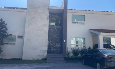 Casa en condominio en venta en Monterrey, Bosquencinos, N.L.