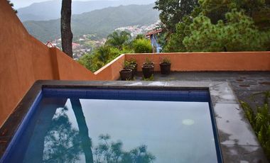 Casa en Renta en Valle de Bravo.