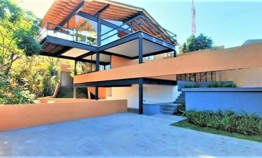 Casa en Renta en Valle de Bravo.