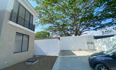 Alquiler de casa en Vía a la costa, Urbanización Alba del Bosque- etapa Alacia, AndA.