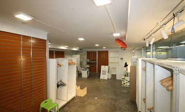 Local Comercial en Arriendo en Vitacura // Americo Vespucio // Arturo Ureta