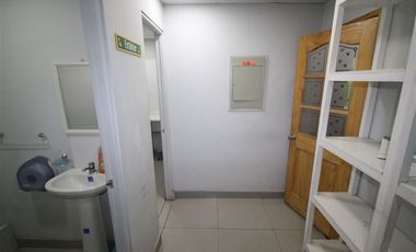 Local Comercial en Arriendo en Vitacura // Americo Vespucio // Arturo Ureta