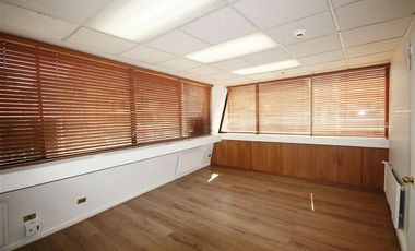 Oficina en Arriendo en Roger de Flor // Carmencita // Metro el Golf