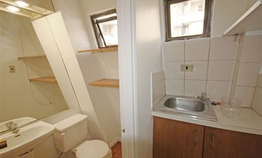 Oficina en Arriendo en Roger de Flor // Carmencita // Metro el Golf