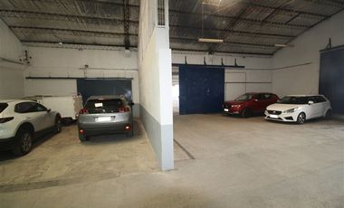 Bodega en Arriendo en Las Dalias // Pedro de Valdivia // Arturo Obispo Espinoza