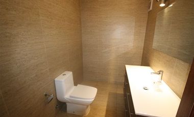 Oficina en Arriendo en Metro Santa Lucia // Miraflores // Alameda