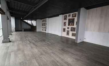 Local Comercial en Arriendo en Vitacura // Americo Vespucio // Arturo Ureta