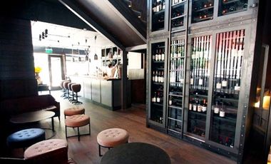 Local Comercial en Arriendo en Vitacura // Americo Vespucio // Arturo Ureta