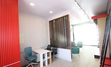 Local Comercial en Arriendo en Av. Vitacura // Gerónimo de Alderete // Las Hualtatas