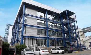 Oficina en Arriendo en av Grecia// Metro Estadio Nacional // Marathon