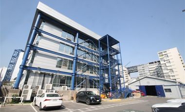 Oficina en Arriendo en av Grecia// Metro Estadio Nacional // Marathon