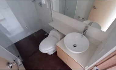 Apartamento en arriendo loma del esmeraldal, envigado.