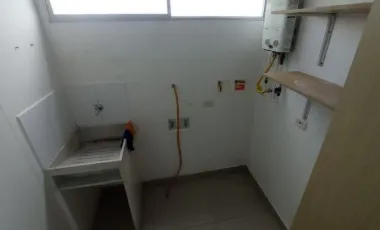 Apartamento en arriendo loma del esmeraldal, envigado.