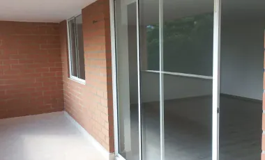 Apartamento en arriendo loma de las brujas, envigado