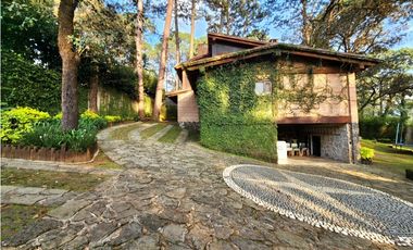 CASA EN RENTA, AVNDARO VALLE DE BRAVO