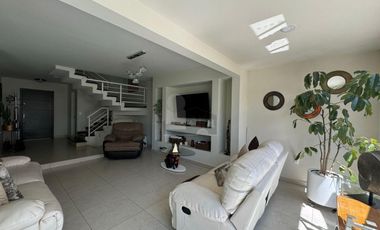 Bonanza, amplio y hermoso jardin, incluye mantenimiento