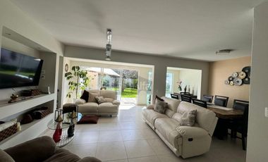 Bonanza, amplio y hermoso jardin, incluye mantenimiento