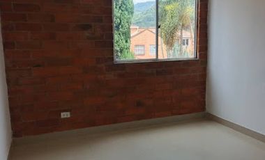 ARRIENDO de CASA RESIDENCIAL en ItaguÃ­