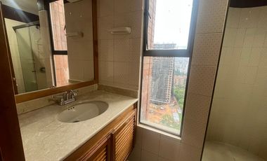 APARTAMENTO EN ARRIENDO UBICADO EN POBLADO SECTOR LOS BALSOS