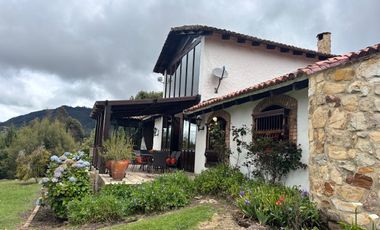 Hermosa Casa campestre en la Vereda El Hato, La Calera