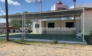 BODEGA EN RENTA  A LA ENTRADA DE FRACCIONAMIENTO  ROGER
