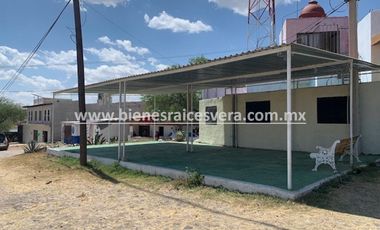BODEGA EN RENTA  A LA ENTRADA DE FRACCIONAMIENTO  ROGER