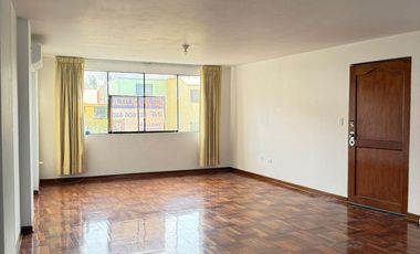 Alquiler de amplio departamento en Surco