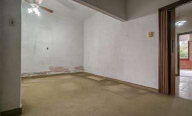 PH en venta con patio y verde