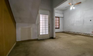 PH en venta con patio y verde