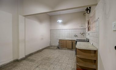 PH en venta con patio y verde