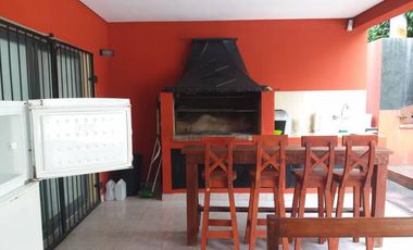 IMPECABLE !! excelente propiedad !!