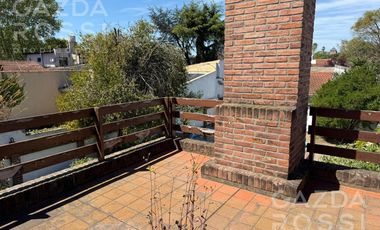 Casa en en venta en Jose Marmol