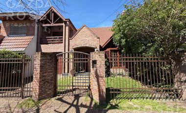 Casa en en venta en Jose Marmol