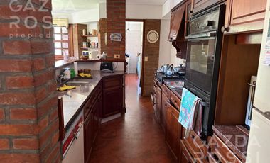 Casa en en venta en Jose Marmol