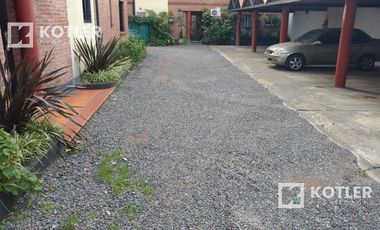 Excelente Departamento 3 ambientes con cochera, Pichincha 206.  - Temperley Oeste