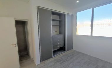 Casa en venta - 4 Dormitorios 5 Baños - Cocheras - 990Mts2 - Costa Esmeralda