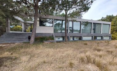 Casa en Senderos IV, sobre lote de 1.100 m2