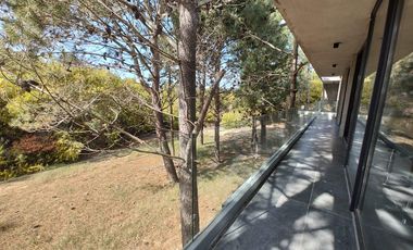 Casa en Senderos IV, sobre lote de 1.100 m2